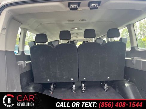 Used 2022 Ford Transit 350 XLT image 2