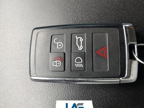 Used 2018 Jaguar E-PACE S image 27