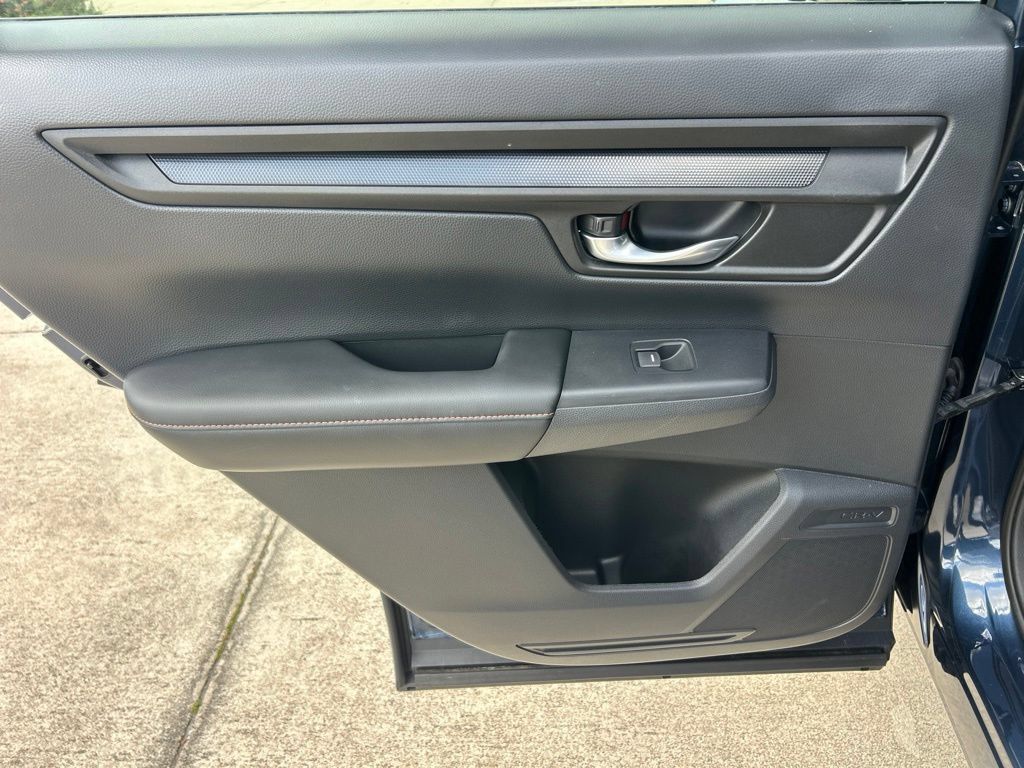 Used 2023 Honda CR-V Sport image 12