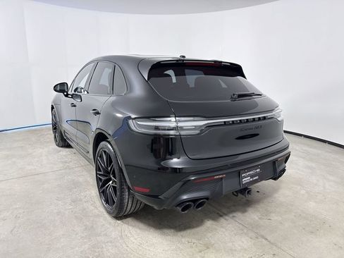 Certified 2022 Porsche Macan GTS image 3