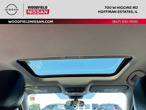 Certified 2023 Nissan Sentra SR w/ SR Premium Package FWD image 32