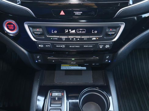 Used 2021 Honda Pilot Black Edition image 30