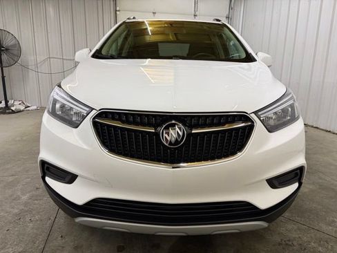 Used 2022 Buick Encore Preferred w/ Safety Package AWD/4WD image 2