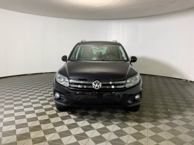 Used 2016 Volkswagen Tiguan SE AWD/4WD image 2