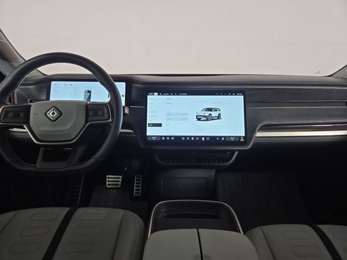 Used 2023 Rivian R1S Launch Edition AWD/4WD image 27