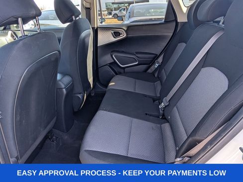 Used 2022 Kia Soul LX w/ Technology Package image 17