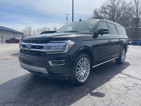 Used 2023 Ford Expedition Max Limited image 2