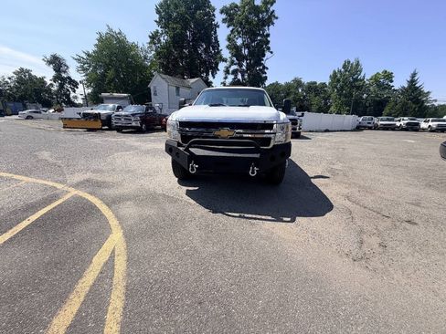 Used 2013 Chevrolet Silverado 3500 W/T w/ Snow Plow Prep Package AWD/4WD image 5