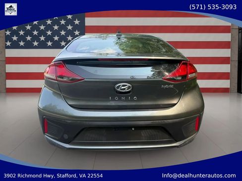 Used 2020 Hyundai Ioniq SE FWD image 8