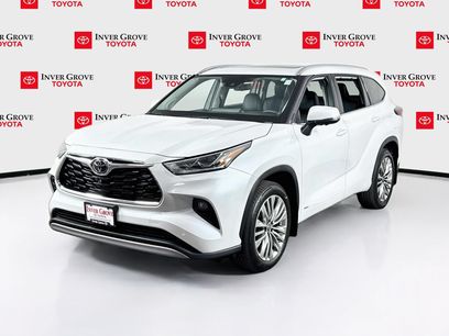 Used 2025 Toyota Highlander Platinum
