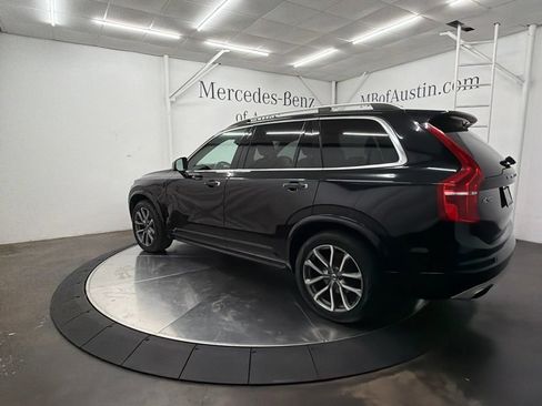 Used 2017 Volvo XC90 T6 Momentum w/ Momentum Plus Package AWD/4WD image 5