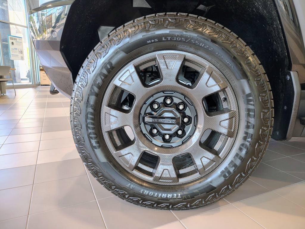 New 2026 GMC Hummer EV 3X w/ Carbon Fiber Edition Package AWD/4WD image 13