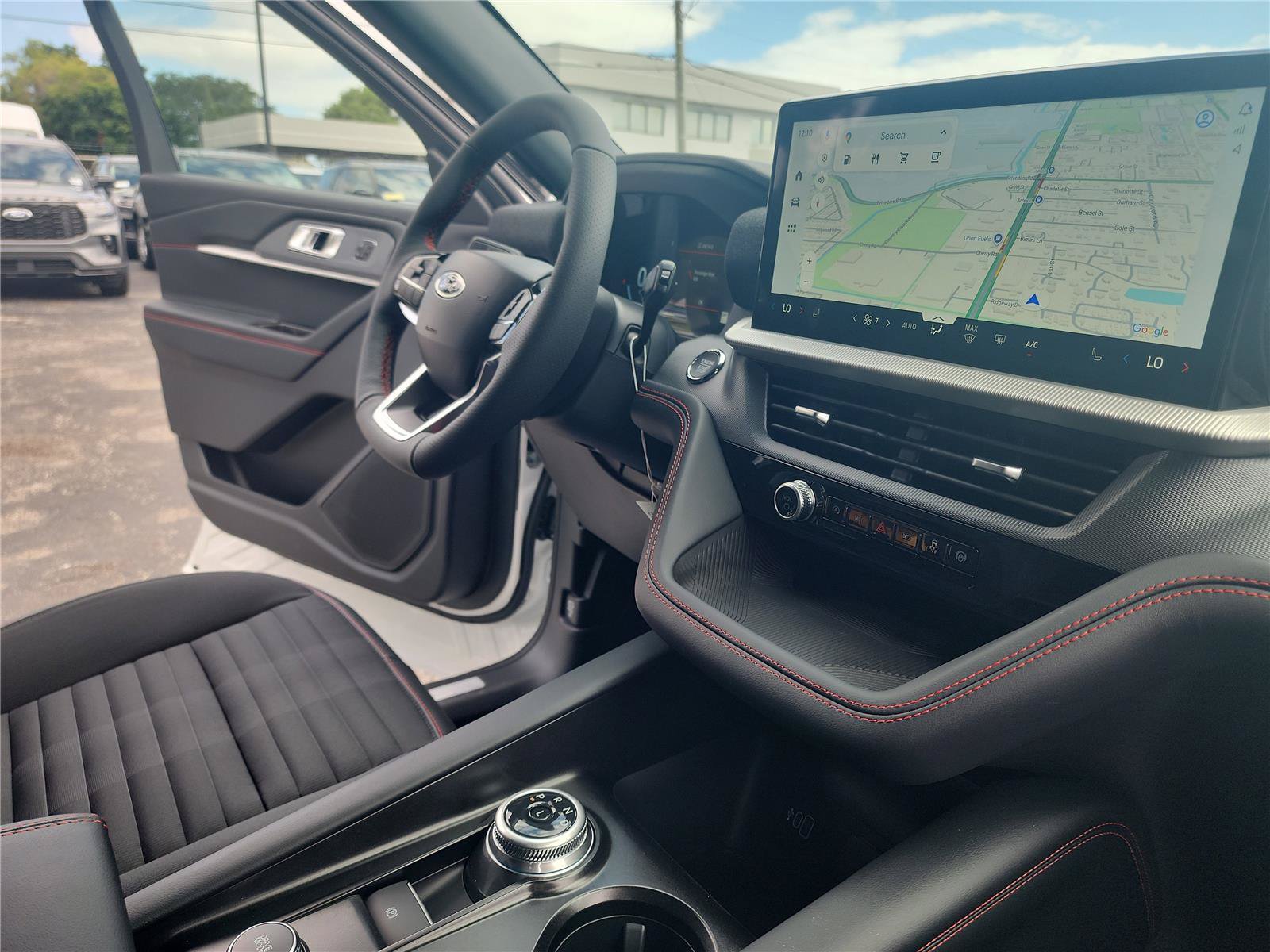New 2026 Ford Explorer ST-Line w/ ST-Line Street Pack RWD image 32