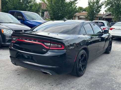 Used 2016 Dodge Charger R/T RWD image 4