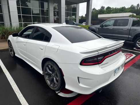 Used 2019 Dodge Charger GT RWD image 3