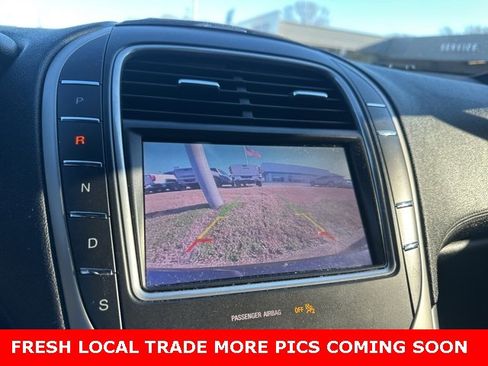 Used 2020 Lincoln Nautilus Standard image 10