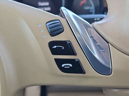 Used 2014 Porsche Panamera RWD image 13