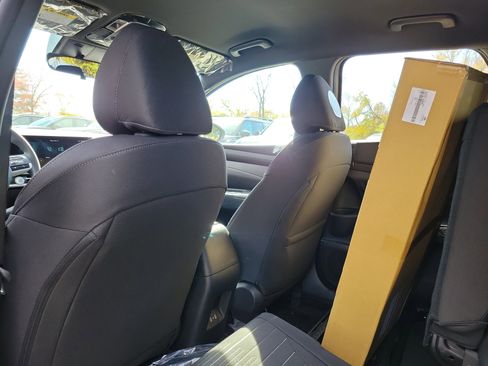 New 2026 Hyundai Santa Cruz SE image 14