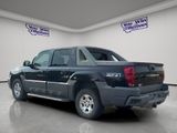 Used 2002 Chevrolet Avalanche 4x4 w/ Off-Road Suspension Pkg image 2