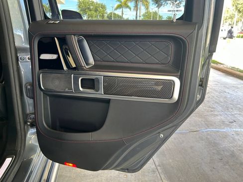 Used 2021 Mercedes-Benz G 550 image 32