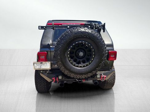 Used 2018 Jeep Wrangler Unlimited Rubicon w/ Dual Top Group AWD/4WD image 5