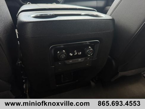 Used 2025 Chevrolet Tahoe High Country AWD/4WD image 44