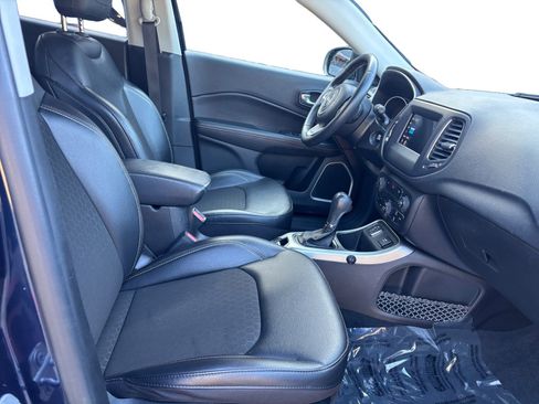 Used 2020 Jeep Compass Latitude image 15