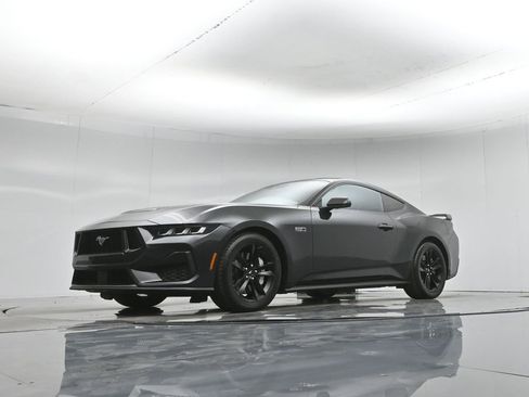 Certified 2024 Ford Mustang GT RWD image 43