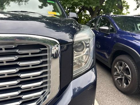 Used 2018 GMC Yukon Denali w/ Open Road Package AWD/4WD image 6