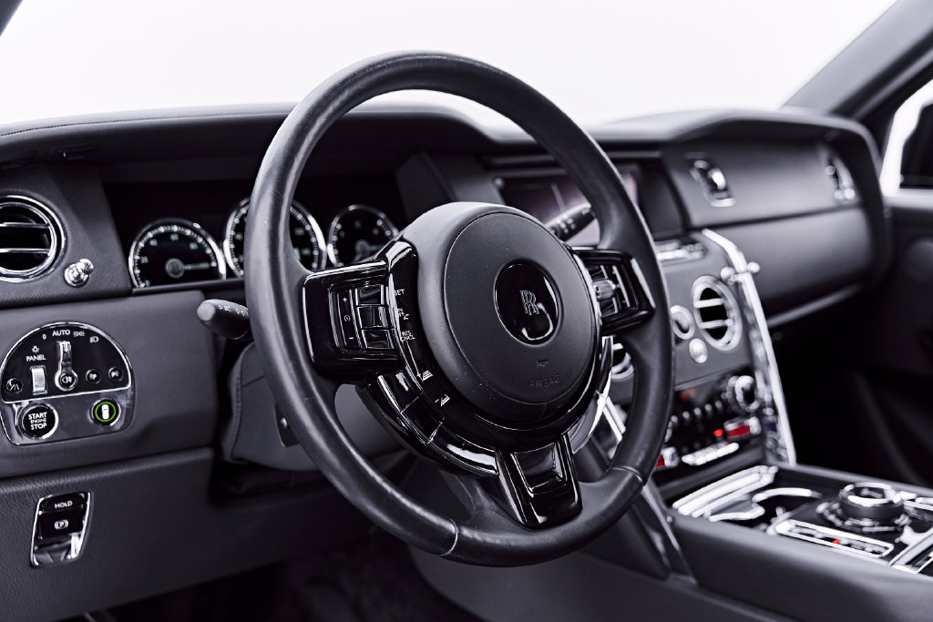 Used 2020 Rolls-Royce Cullinan AWD/4WD image 48