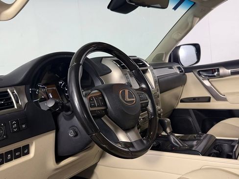 Used 2021 Lexus GX 460 Premium w/ Premium Package AWD/4WD image 20