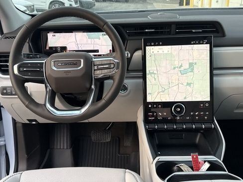 New 2027 GMC Terrain Denali w/ LPO, Black Badging Package AWD/4WD image 6