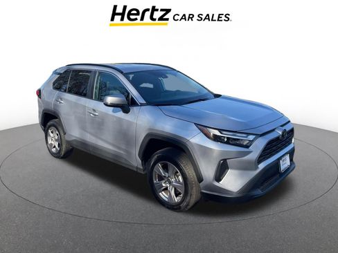 Used 2025 Toyota RAV4 XLE image 1