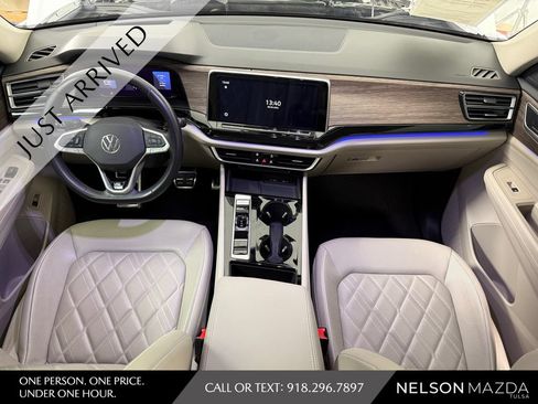 Used 2024 Volkswagen Atlas SEL Premium R-Line AWD/4WD image 48