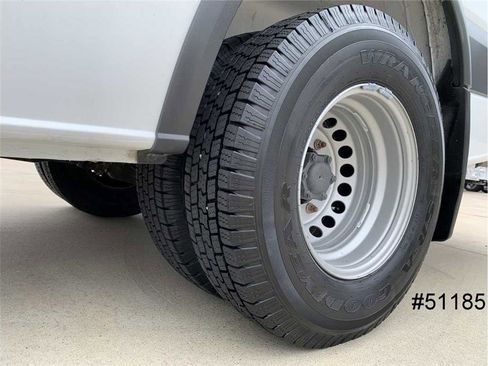 Used 2013 Freightliner Sprinter 3500 image 26