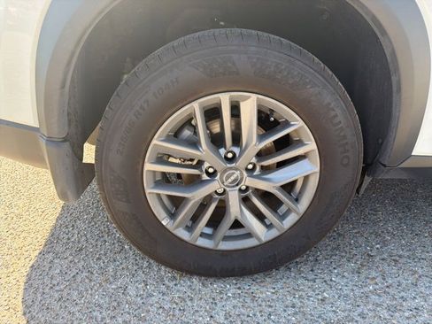 Certified 2025 Nissan Rogue S image 16