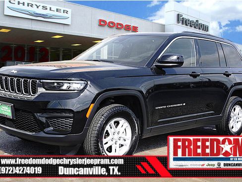 Certified 2025 Jeep Grand Cherokee Laredo image 1