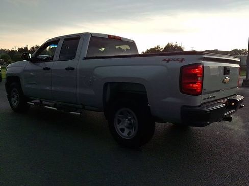 Used 2017 Chevrolet Silverado 1500 W/T w/ WT Convenience Package AWD/4WD image 7