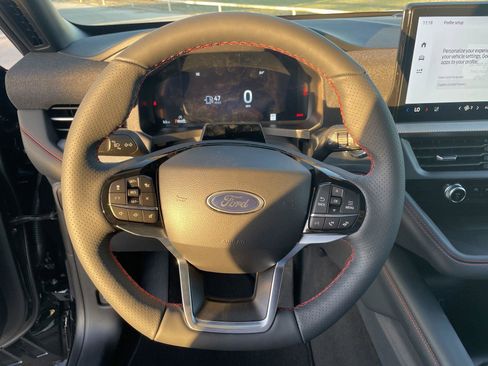 New 2026 Ford Explorer ST-Line image 12