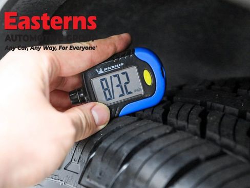 Used 2022 Hyundai Santa Fe SE image 25