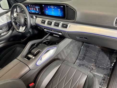 Used 2025 Mercedes-Benz GLE 53 AMG 4MATIC image 28