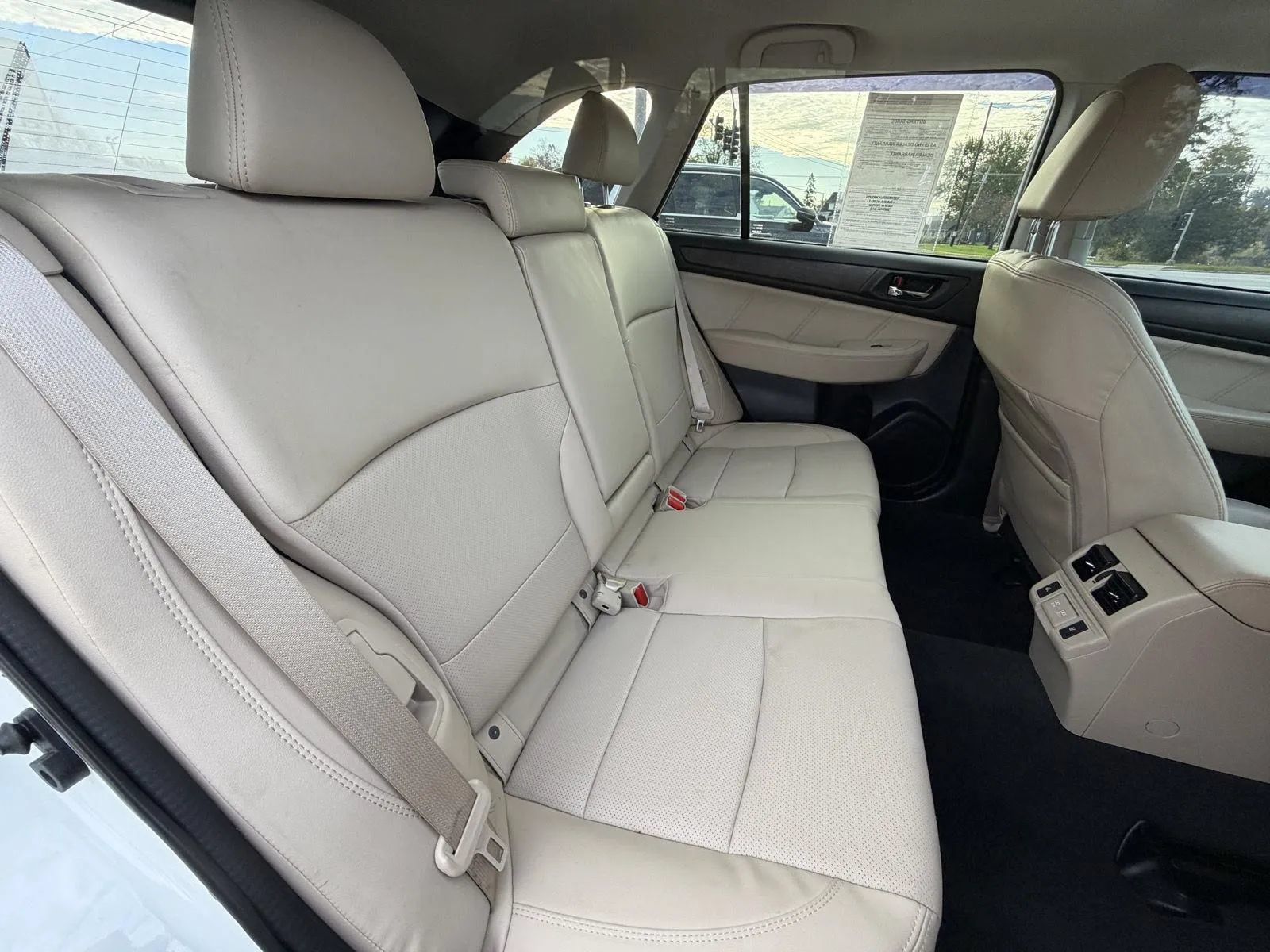 Used 2019 Subaru Outback 2.5i Limited AWD/4WD image 17