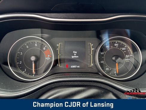 Used 2021 Jeep Cherokee Latitude image 22
