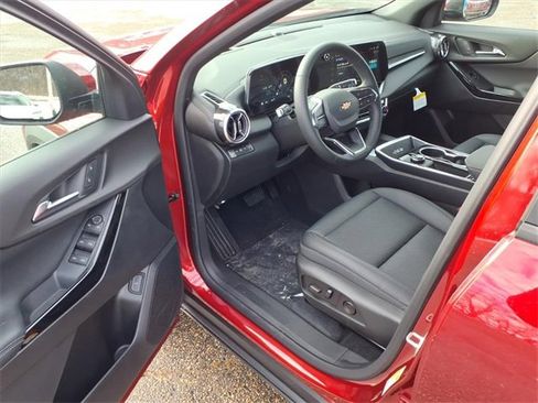 New 2026 Chevrolet Equinox LT w/ Convenience Package II image 10