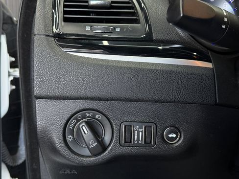 Used 2022 Chrysler 300 S RWD image 18