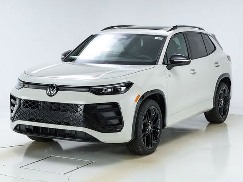 New 2026 Volkswagen Tiguan SE R-Line image 40