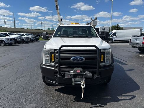 Used 2017 Ford F550 4x4 Regular Cab Super Duty image 3