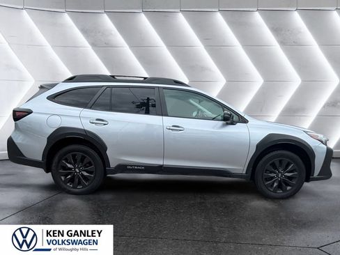 Used 2023 Subaru Outback Onyx Edition XT AWD/4WD image 5