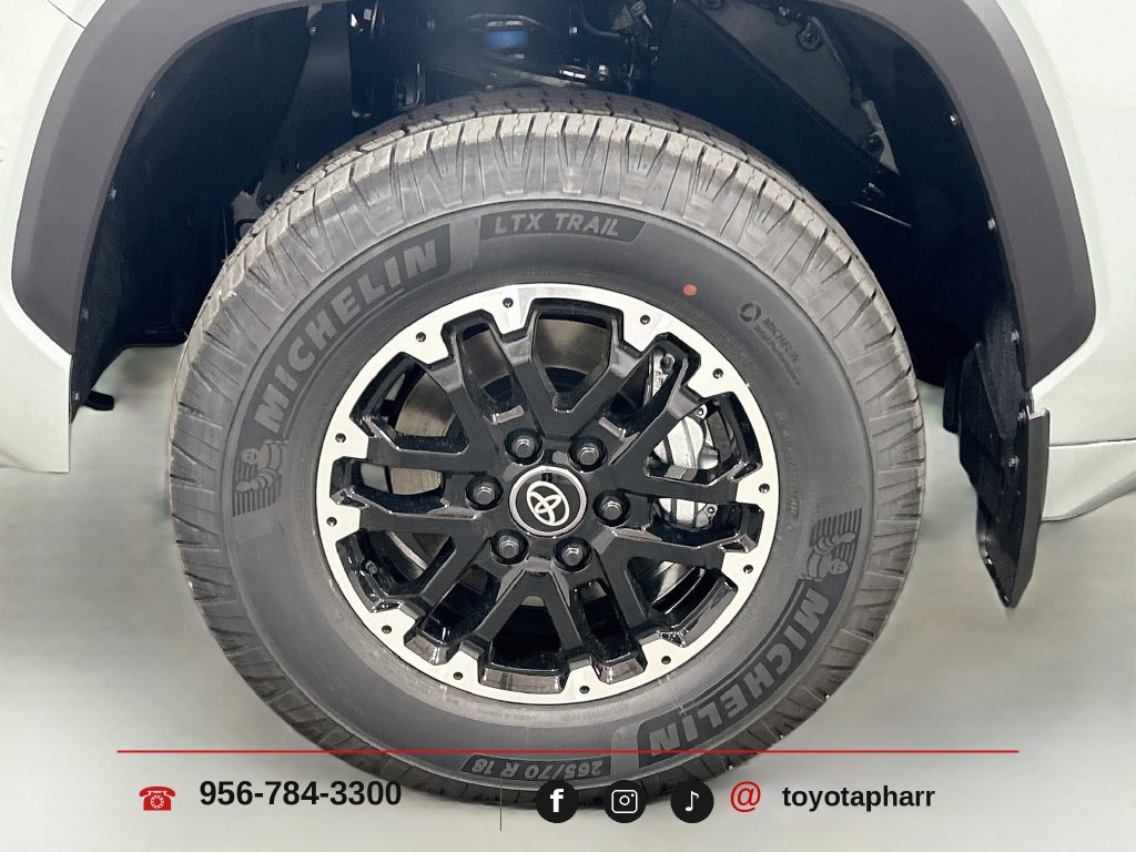 New 2026 Toyota Tundra SR5 w/ TRD Off-Road Premium Package AWD/4WD image 29
