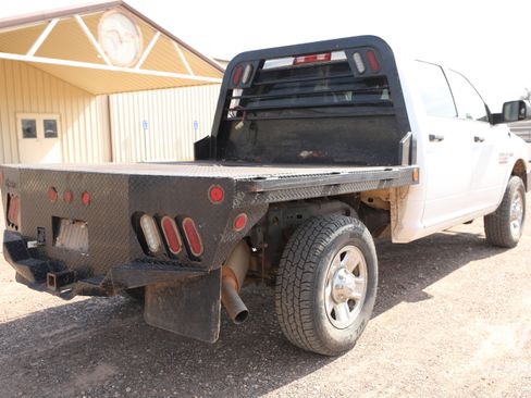 Used 2015 RAM 2500 Tradesman w/ Chrome Appearance Group image 4